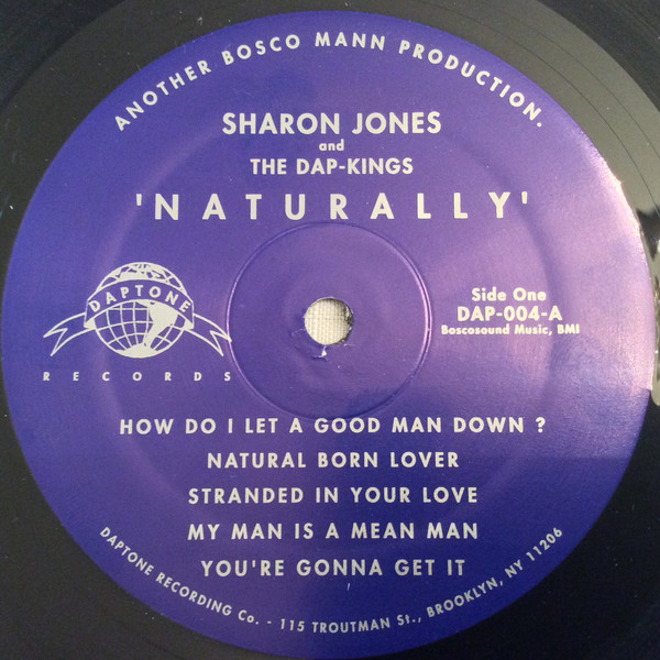 Sharon Jones & The Dap-Kings - Naturally (LP, Album, RE) - Afbeelding 5